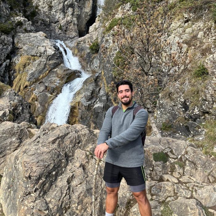 WhatsApp Image 2025-12-01 at 21.45.02